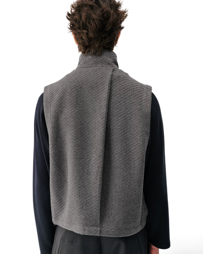 Conchoboe/Twill Flow Pleated Pocket Vest