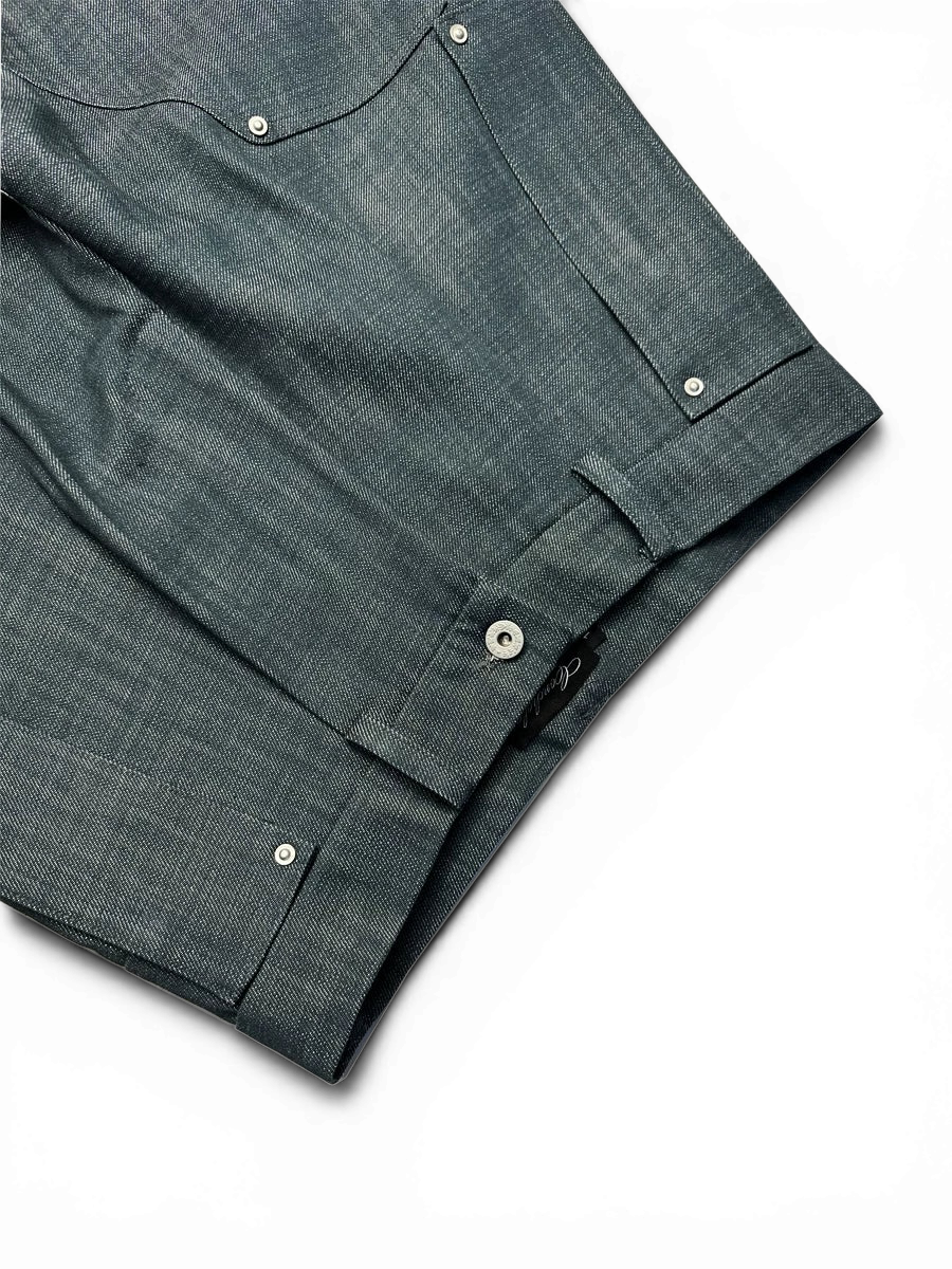 Conchoboe/Curved Shorts