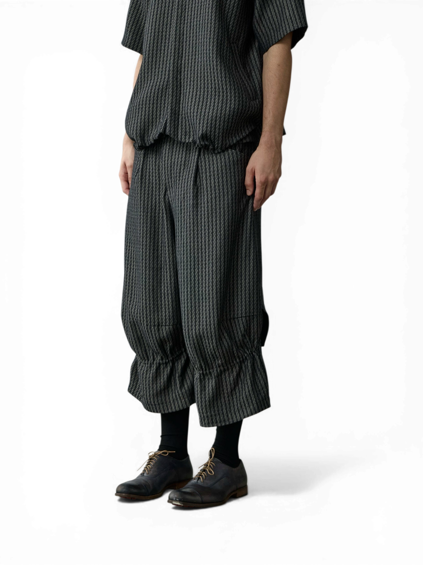 Mrdoghead — Meta-Morphosis 05 Stripe Crop Pants